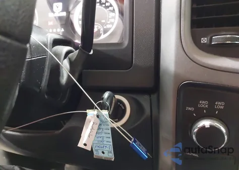 2015 Ram 1500 Express из США, поврежденный, VIN 1C6RR7KT1FS689368